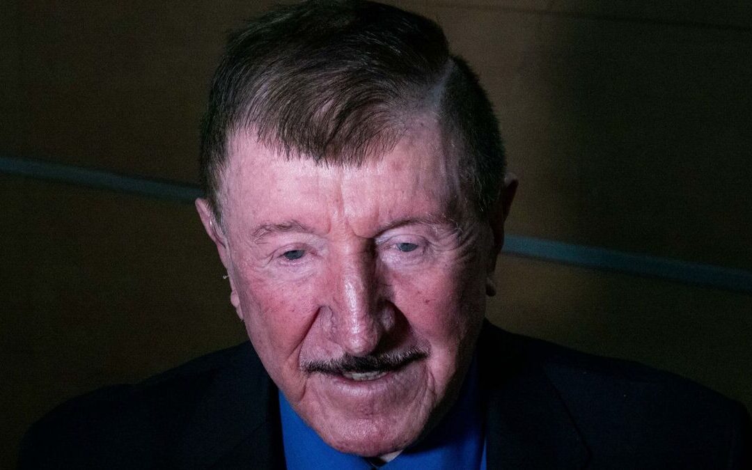 Germán Lizárraga Cumple Su Sueño al Cantar a la Virgen de Guadalupe en la Basílica