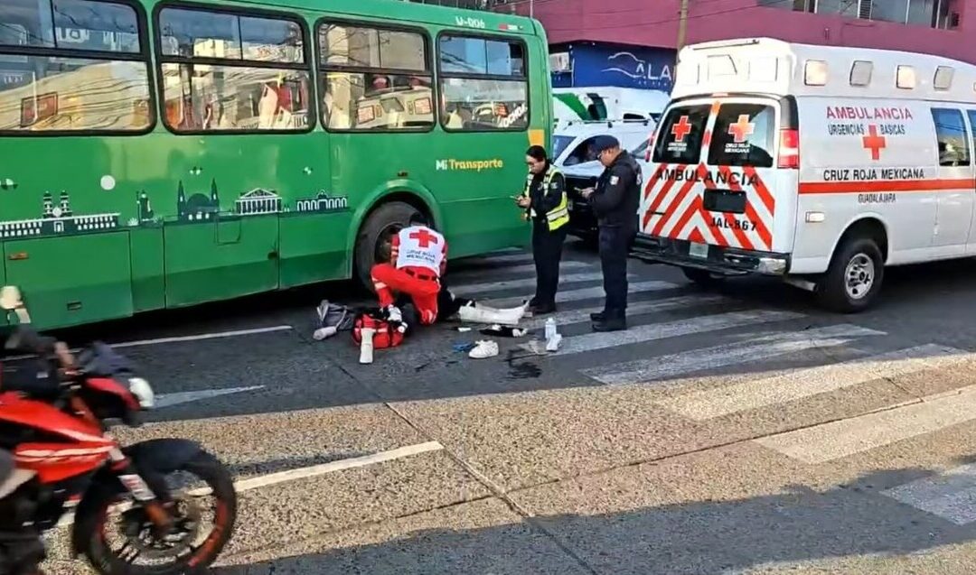Accidente de Tráfico: Madre e Hija Embestidas por Camión de la Ruta 175A en Guadalajara
