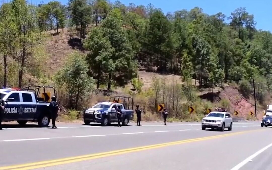 Siete Cuerpos Abandonados en la Carretera Durango-Mazatlán: Autorizan Refuerzo de Vigilancia