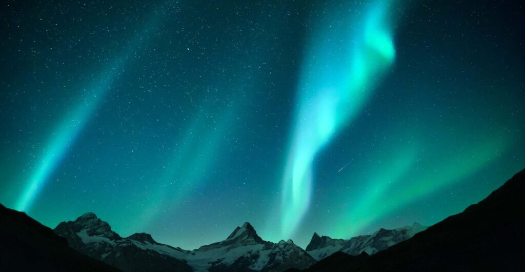 Tormenta Solar Esta Noche: Posible Visibilidad de Aurora Boreal en Estados del Norte de Colorado