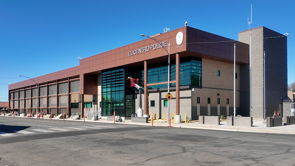 Inauguración de la Nueva Estación de Policía en El Centro para Mejorar la Seguridad