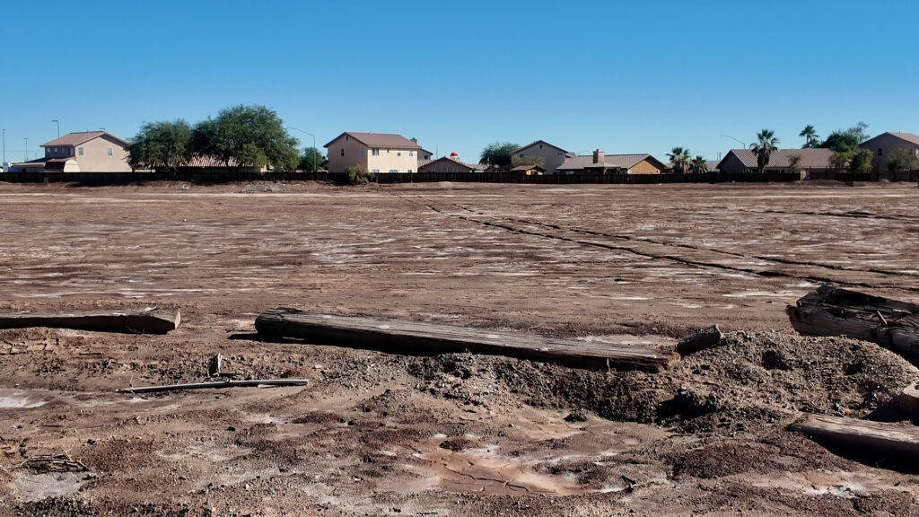 Reclamos Crecientes en Sacramento: La Comunidad Se Opone al Centro de Datos en Imperial