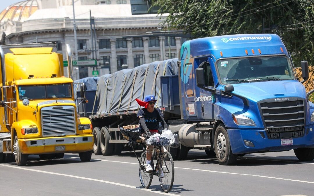 Hoy No Circula en CdMx y Edomex: Conoce qué autos descansan este 13 de diciembre 2025