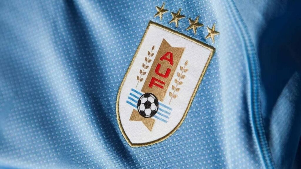 FIFA Exige a la Selección de Uruguay Eliminar Estrellas de su Uniforme para el Mundial 2026