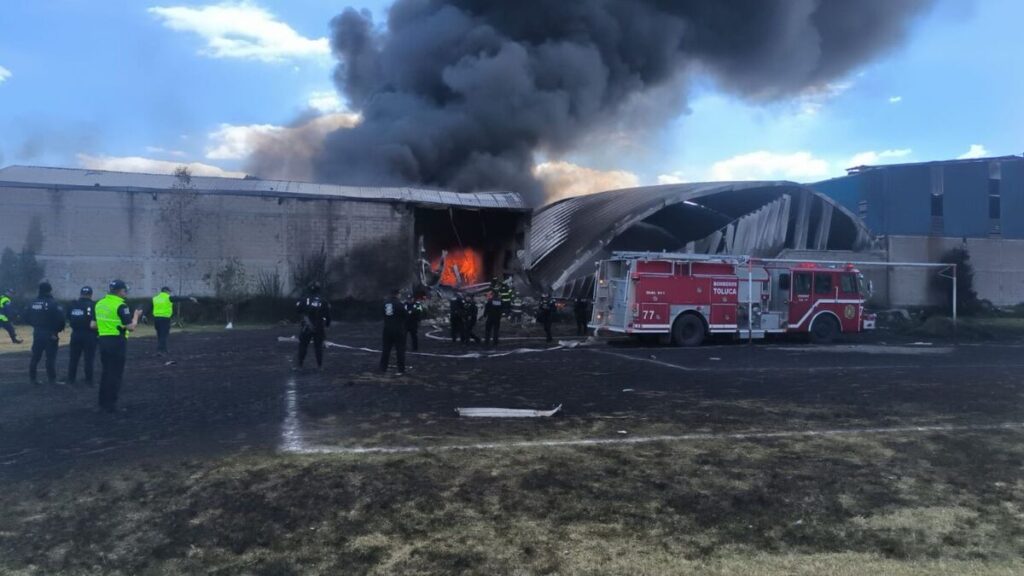 Desplome de avioneta en Toluca: Una familia con 3 niños entre las víctimas mortales