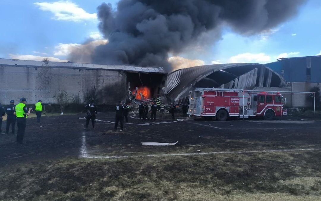 Desplome de avioneta en Toluca: Una familia con 3 niños entre las víctimas mortales