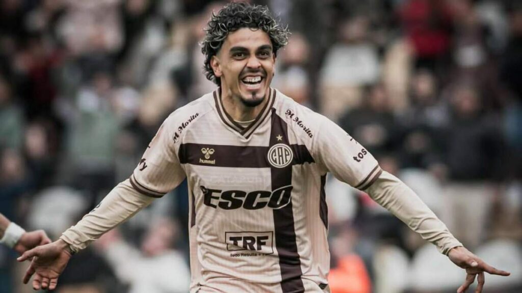 Pumas se prepara para el fichaje de Ronaldo Martínez, en una movida estratégica para el ataque