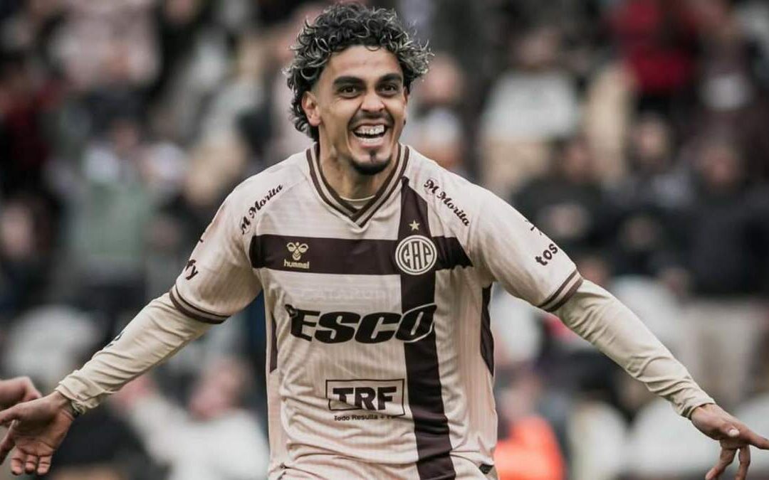 Pumas se prepara para el fichaje de Ronaldo Martínez, en una movida estratégica para el ataque