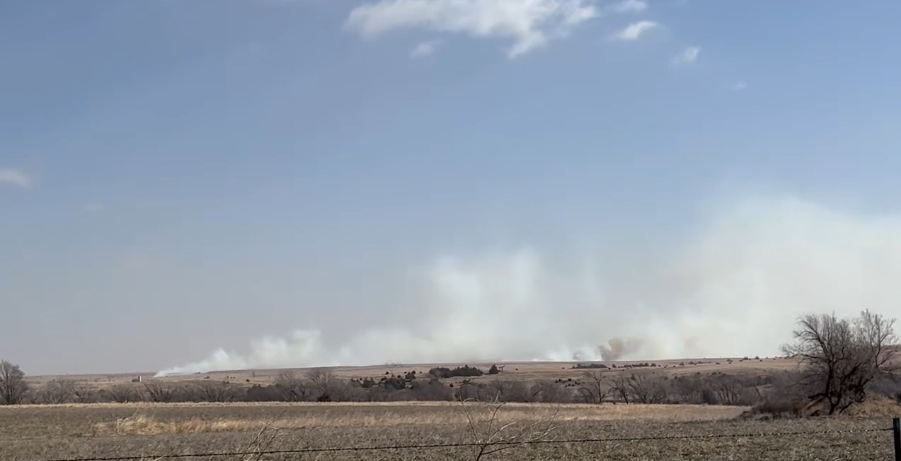 Incendios en Kansas: Evacuaciones en el Condado de Reno por Vientos Fuertes