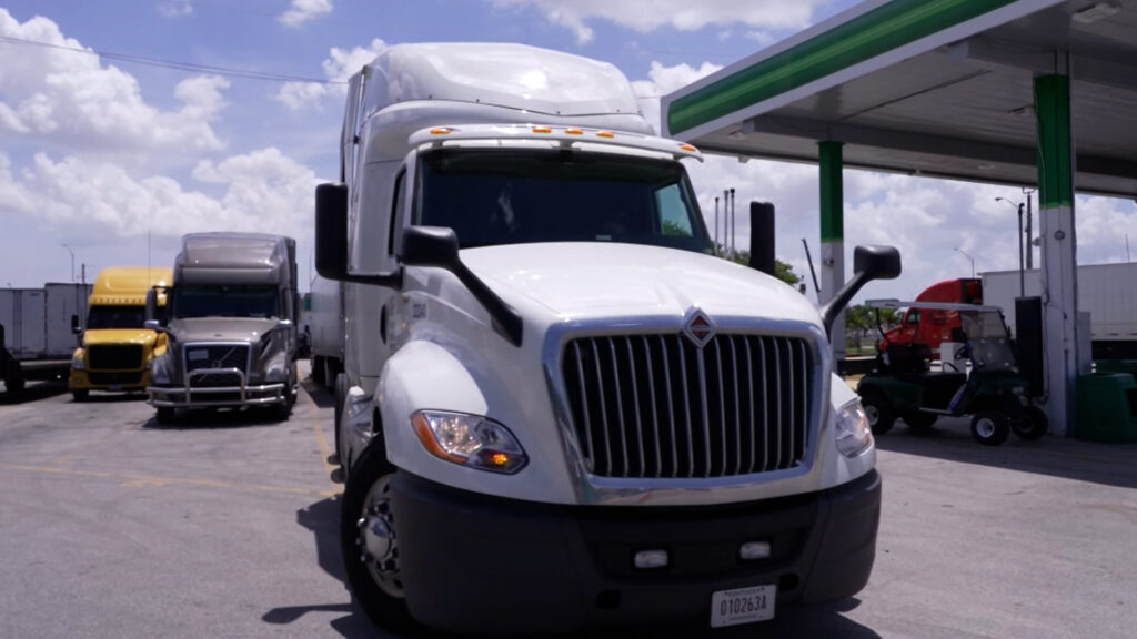 Suspensión de Licencias CDL para Inmigrantes en Colorado: Irregularidades Detectadas