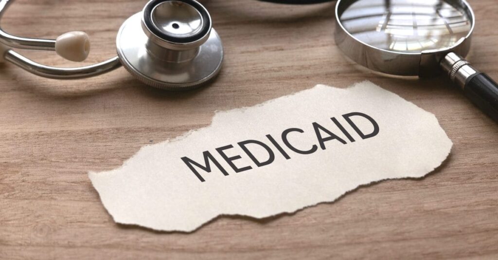 Pagos de Medicaid Indebidos Superan $207 Millones a Beneficiarios Fallecidos