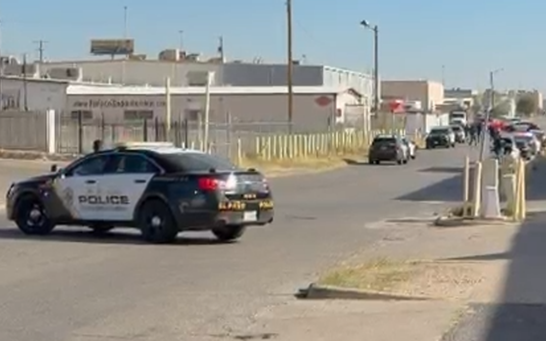 Fuerte actividad policial en El Paso por reporte de hombre armado