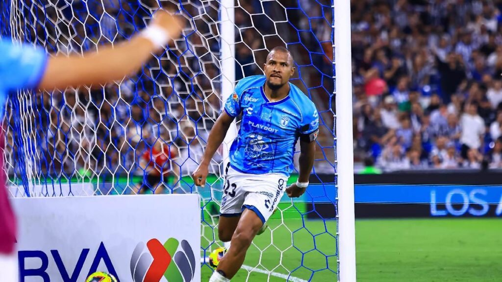 Salomón Rondón Regresa a Pachuca: Un Nuevo Capítulo en su Carrera de Fútbol Mexicano