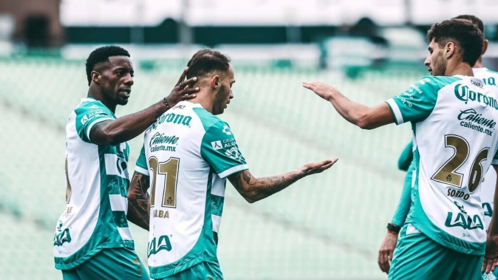 Santos Consigue Su Primer Triunfo de Pretemporada Contra Correcaminos