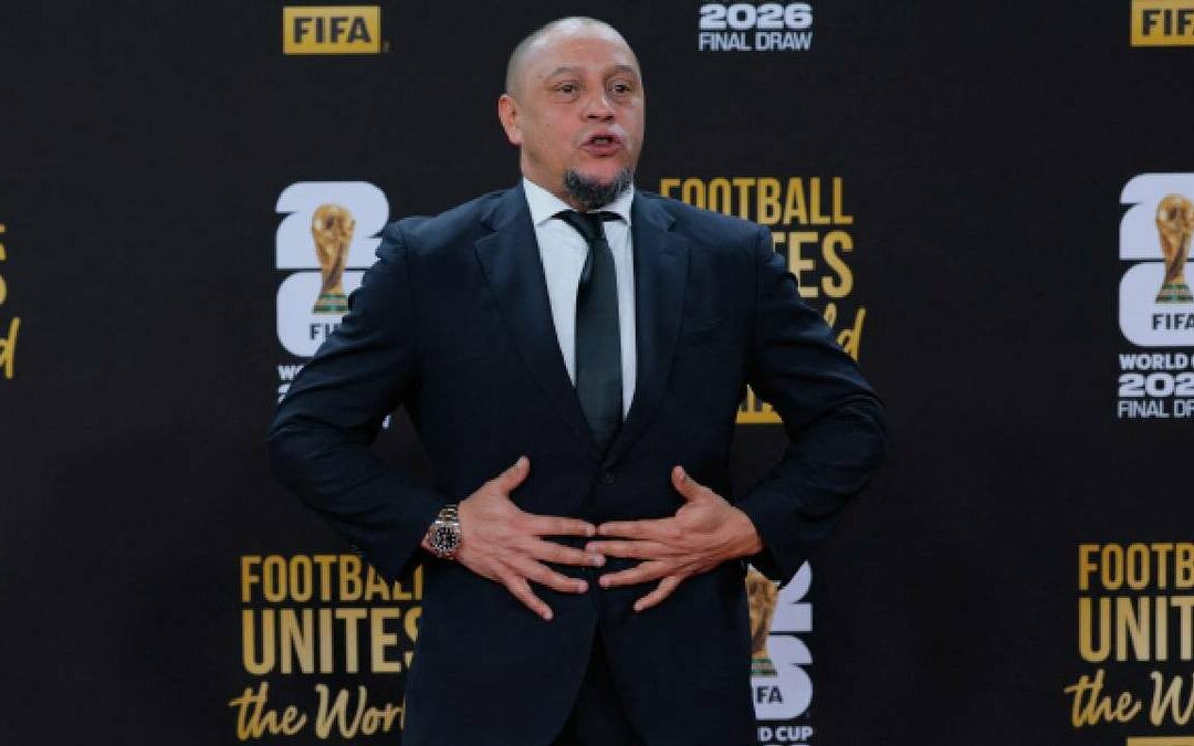 Roberto Carlos Aclara: ‘Estoy Bien’ y Desmiente Rumores de Paro Cardiaco