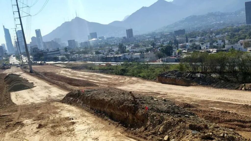 Nuevo Trazo Vial en Loma Larga Mejora la Interconexión San Pedro-Monterrey