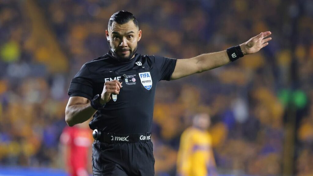 Pollo Ortiz: ‘Los equipos vetan árbitros y podrían traer extranjeros’