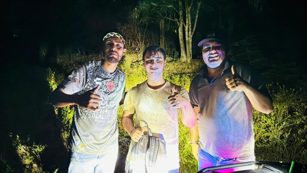 Rescate de joven canadiense extraviado en Bahía de Banderas, Nayarit