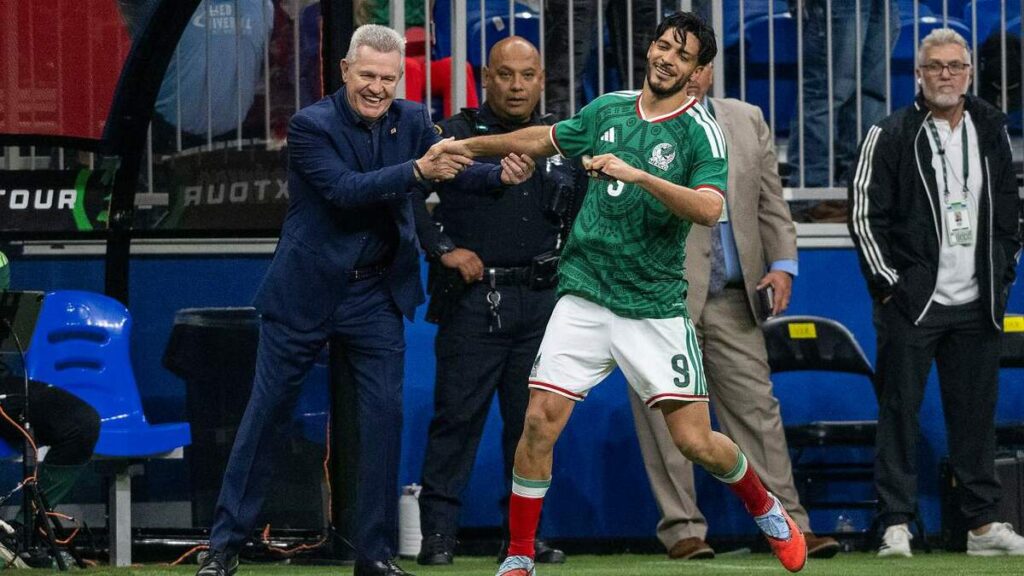 Raúl Jiménez Habla sobre su Emoción por la Copa del Mundo: ‘Nada se Compara a Jugar en Casa’