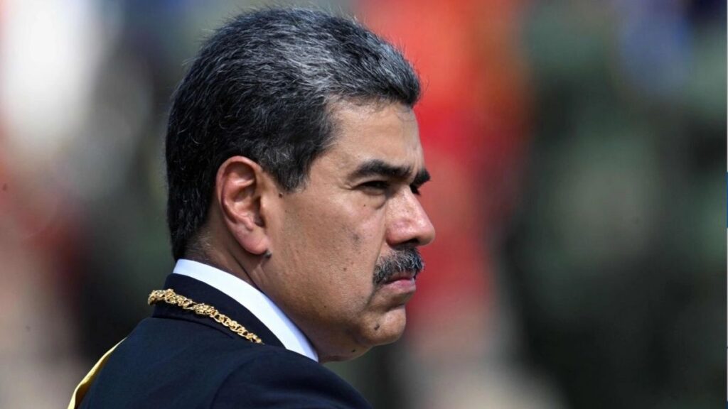 Donald Trump Muestra Imagen de Nicolás Maduro Tras su Detención y el Ataque de Estados Unidos a Venezuela