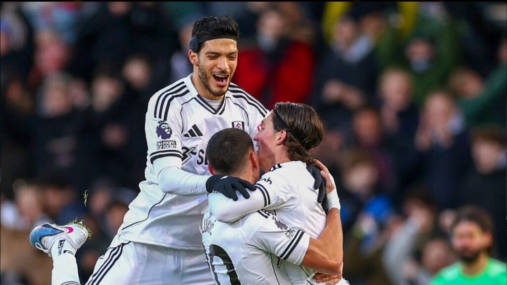 Raúl Jiménez Brilla con una Asistencia Sorprendente en la Premier League Contra Liverpool