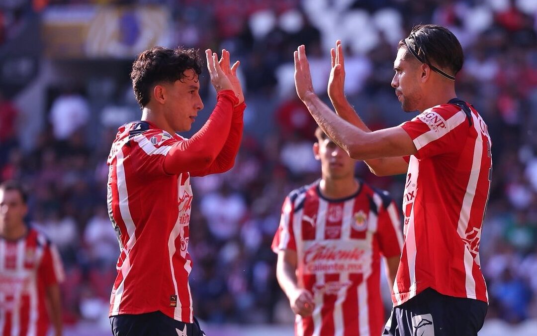 Chivas Brilla en la Copa Pacífica: Consigue Medalla de Bronce Tras una Exitosa Pretemporada