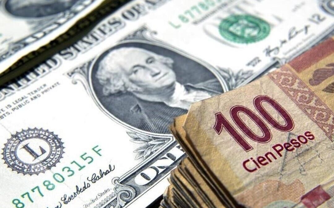 Dólar Hoy: Tipo de Cambio del Peso Mexicano en Vivo – Caída a 17.98 Unidades