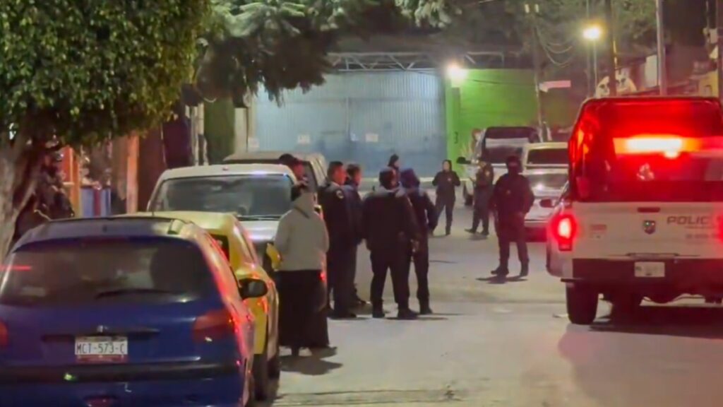 Tragedia en Iztapalapa: Hombre muere después de agredir a su esposa y atacar a un policía