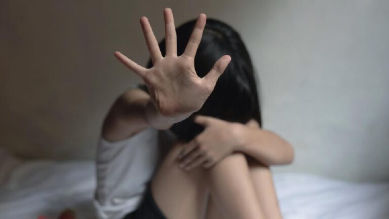 Fiscalía Lleva a Cabo Arrestos por Abuso Infantil y Violación en el AMG