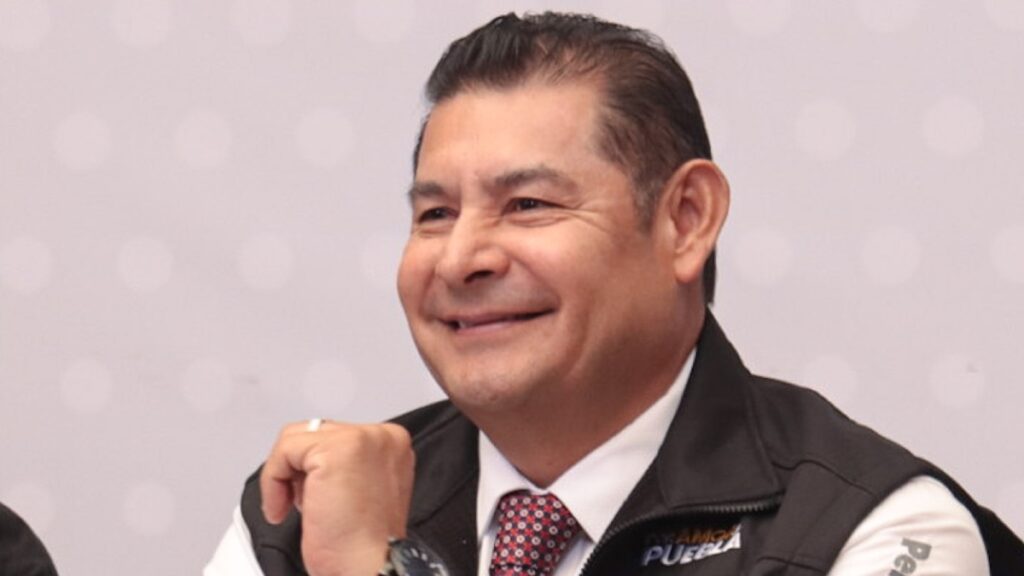 Alcaldes del Triángulo Rojo Ignoran el Problema de los Deshuesaderos de Vehículos