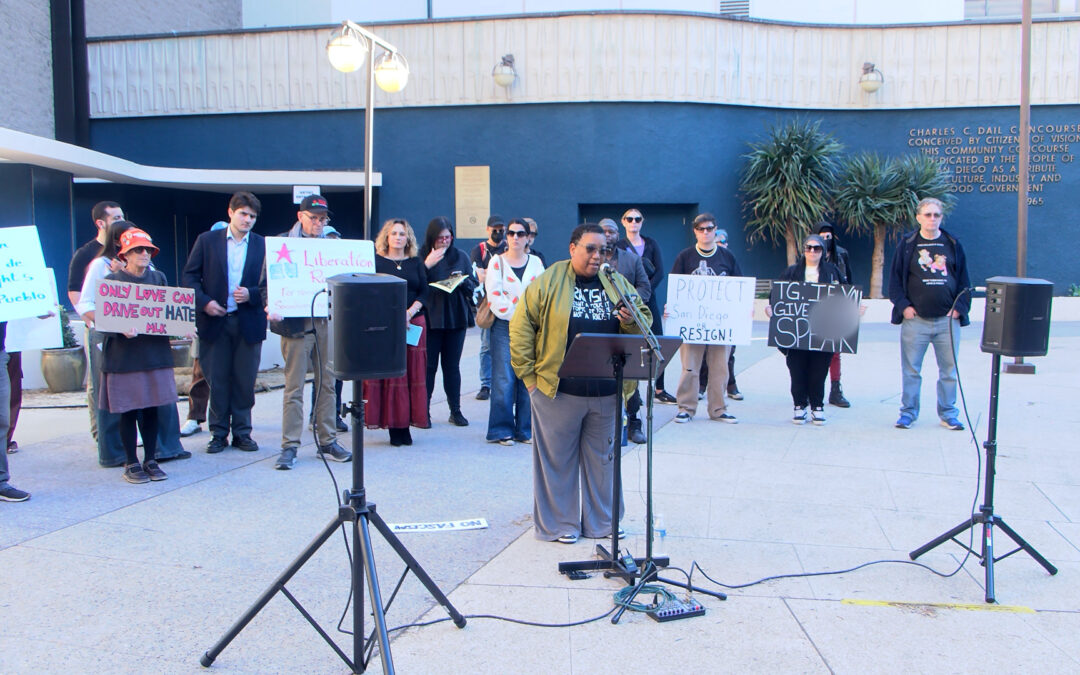 Activistas en San Diego Exigen Acción del Alcalde Contra Operativos de ICE