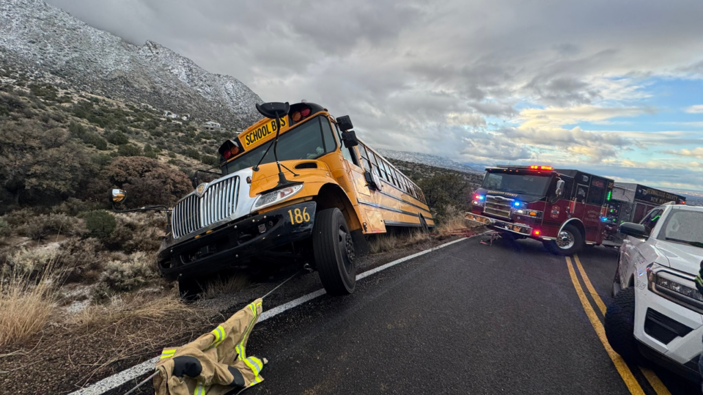 Accidente de autobús escolar en el noreste de Albuquerque: sin heridos